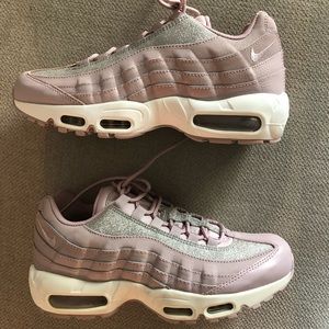 Nike Women’s Air Max 95 SE